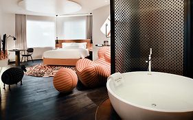 Naumi Hotel - SG Clean